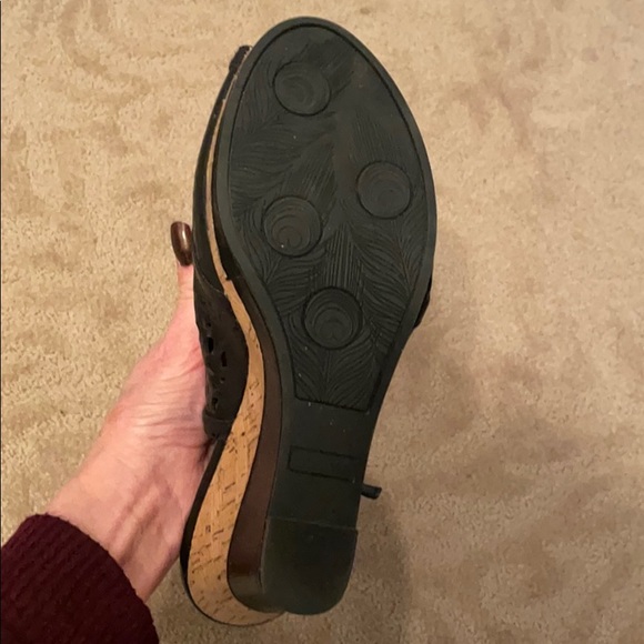 Shoes - Picture 3 of 3